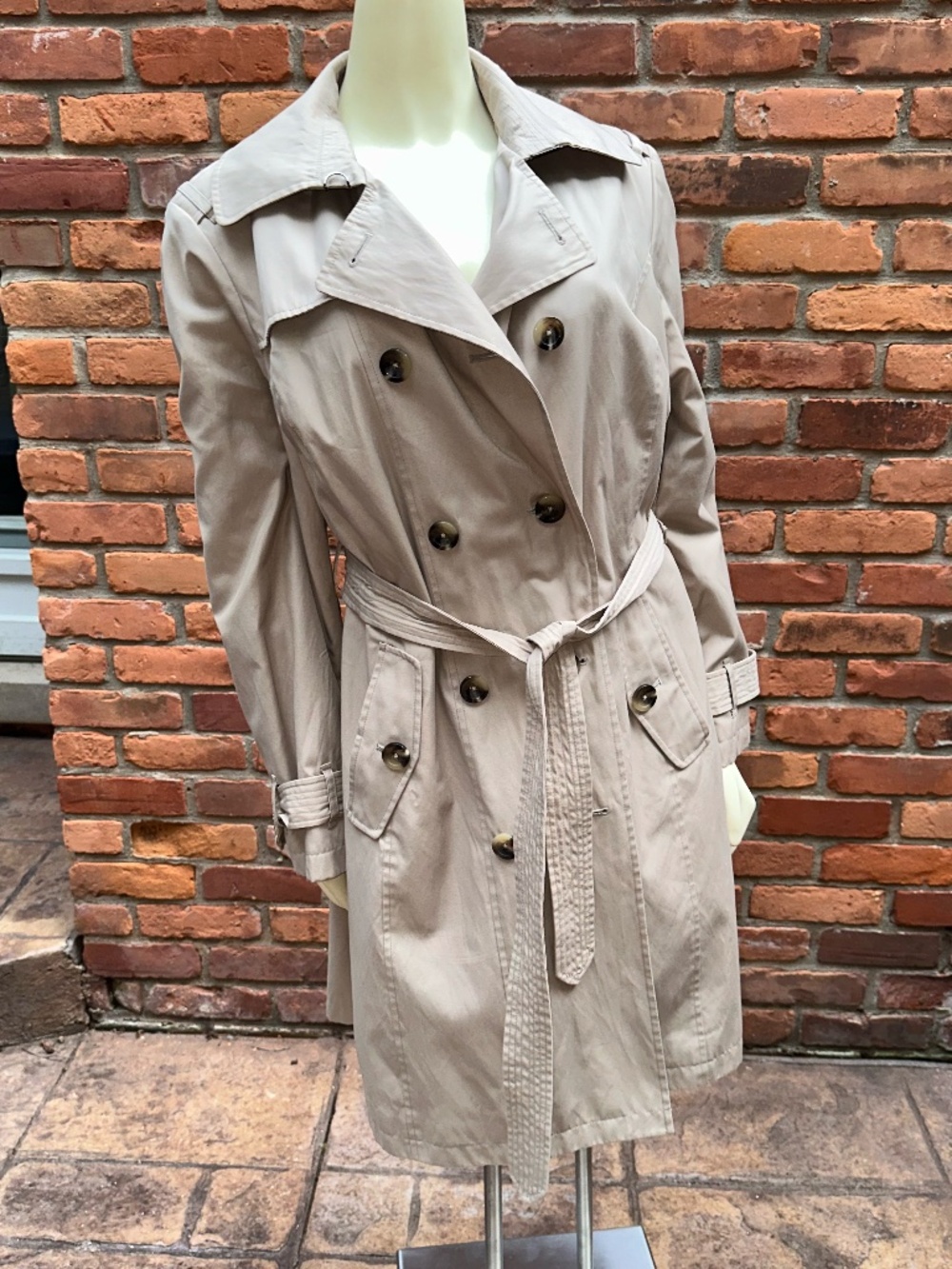 London Fog Beige Double-Breasted Trench Coat ~ XL
